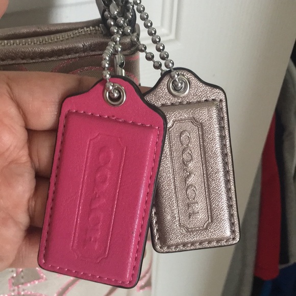 Coach purse - Picture 4 of 8